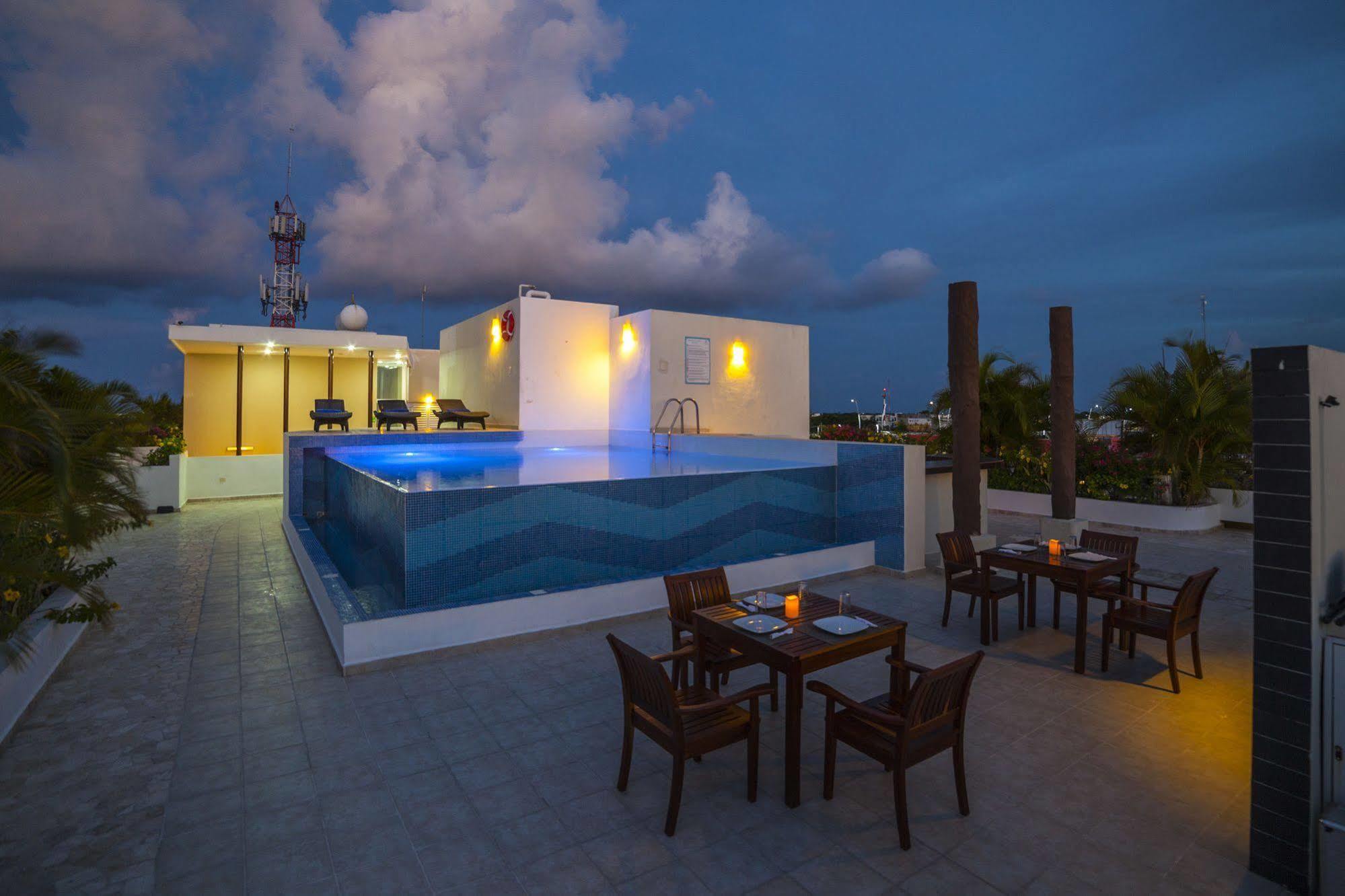 Angelo'S Hotel Playa del Carmen Zewnętrze zdjęcie